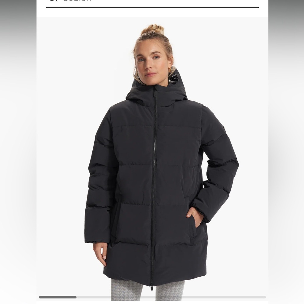 Vuori Mammoth Down Parka in Like New Condition